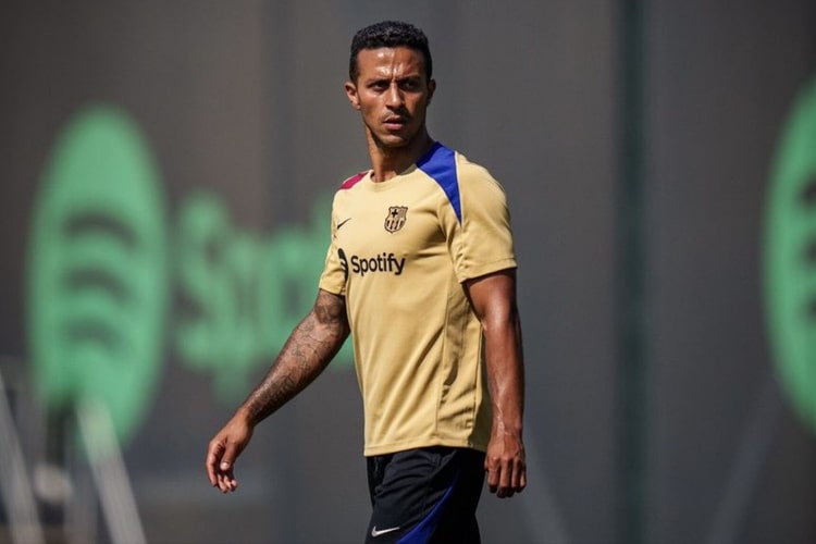 Thiago Alcántara will gain coaching experience with Flick's Barcelona